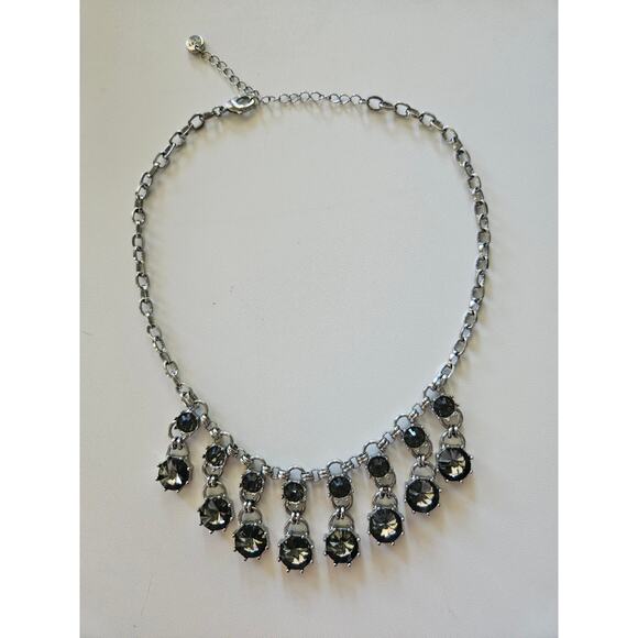 Loft Reverse Set Grey Rhinestone Bib Statement Necklace - Picture 2 of 5